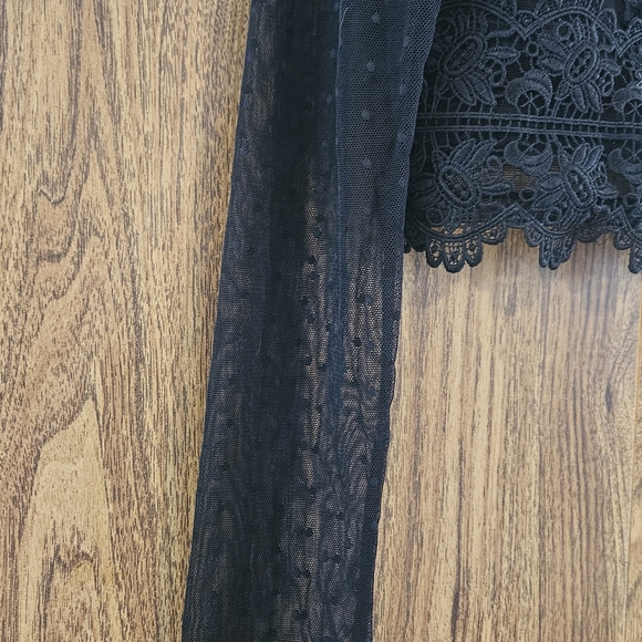 Sheer Boho Lace & Mesh Blouse Polka Dots & Embroidery Whimsigoth Size S Stretch - Picture 3 of 6